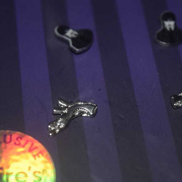 Wednesday Addams Earring Set - Picture 6 of 6